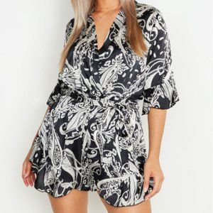 BOOHOO Trendy Paisley Satin Ruffle Romper sz 16